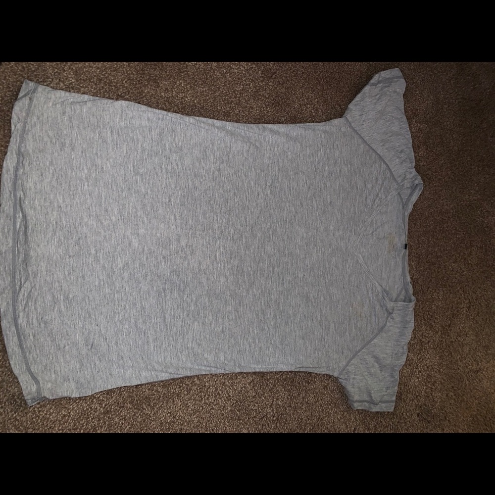 GYMSHARK tee